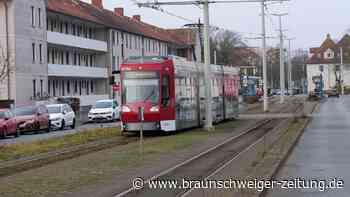 Tauziehen um Rasengleis im Siegfriedviertel von Braunschweig