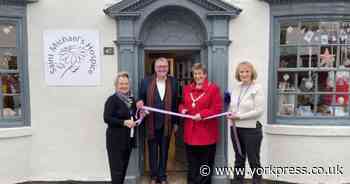 Mayor opens charity shop in North Yorkshire town