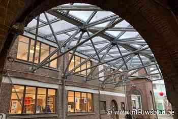 Binnenplein maakleerplek krijgt afdak van herbruikbare materialen: “We willen dit gebouw zo duurzaam mogelijk verbouwen”