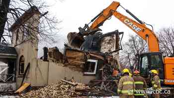House in William Whyte neighbourhood demolished after 2nd fire this year