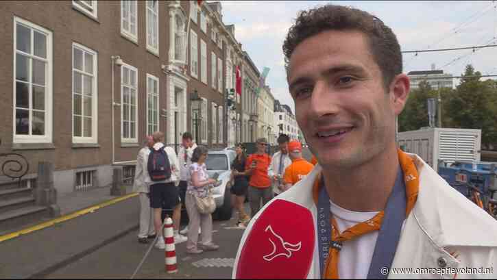 Almere - 2024 is een droomjaar voor hockeyer De Geus: 'Bezoek aan de koning ga je niet vaak meemaken!'