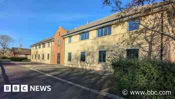 Council agrees plan to turn offices into flats