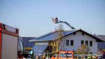 Photovoltaikanlage im Gewerbegebiet von Kienberg in Vollbrand - Polizei mit Details