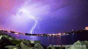 Blitz-Hotspot Rosenheim: Südostbayern unter Strom - stärkste Windböe in Chieming