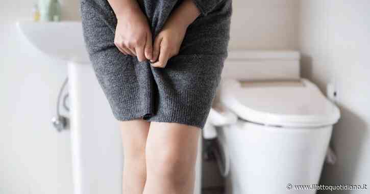 Costipazione dopo le abbuffate delle Feste? Il monito degli esperti: “Attenzione a stare sul water più di 10 minuti, ecco cosa si rischia”