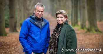 Angela de Jong ging 6,5 kilometer ‘stappen’ met tv-maker Arnout Hauben (en het werden er 10)