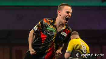Deutscher im WM-Achtelfinale: "Scheiß drauf": Ricardo Pietreczko setzt die Darts-Gesetze außer Kraft