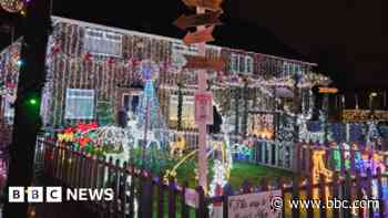 Family plans 'one last year' of Christmas lights