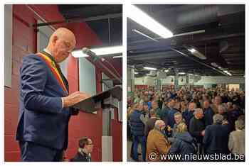 Inwoners nemen afscheid van hun gemeente en burgemeester tijdens eindejaarsreceptie: “Hopelijk mogen we terugkeren”