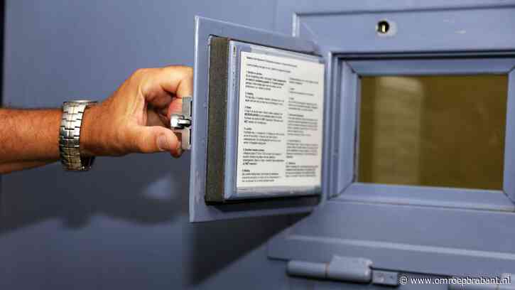 Man (21) bewusteloos geslagen na het stappen, leeftijdsgenoot opgepakt