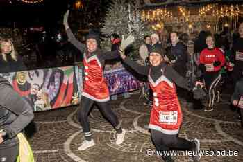 Enkele duizenden sportievelingen lopen de kerstkilo’s er af tijdens de corrida’s
