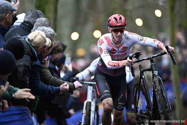Pech nekt leider Michael Vanthourenhout en Eli Iserbyt in Besançon