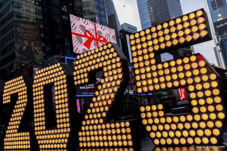 10 tips from experts to help you change your relationship with money in 2025