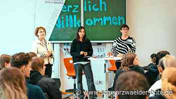 Kaufmännische Schule Nagold: Schüler diskutieren gut vorbereitet mit SPD-Vorsitzender