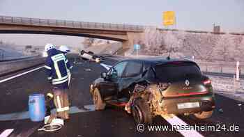 Wagen überschlägt sich nach Unfall auf A94 - drei Verletzte