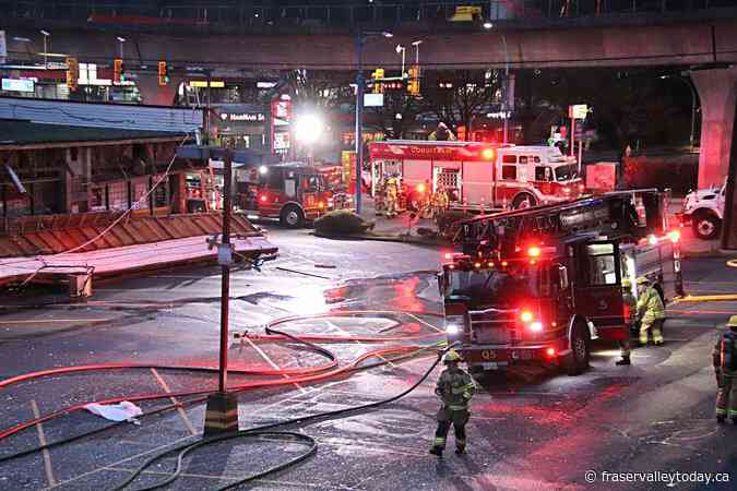 Coquitlam fire and police officials investigating early morning fire at strip mall