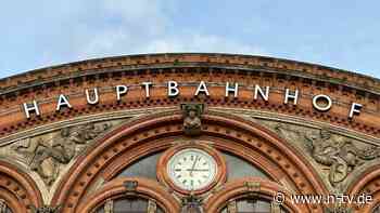 Frauen bedroht, Mord angekündigt: Polizei setzt Mann mit Messer am Bremer Bahnhof fest