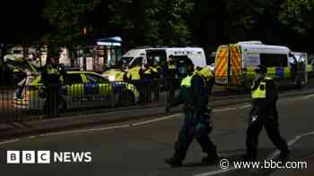 Islamophobic and anti-Semitic hate crimes rising