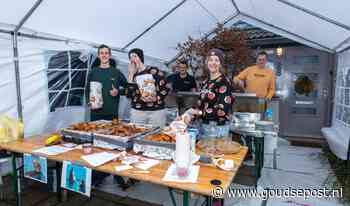 Oliebollen bakken voor dolfijntherapie: Familie Bos helpt dochter Ive voor de vierde keer