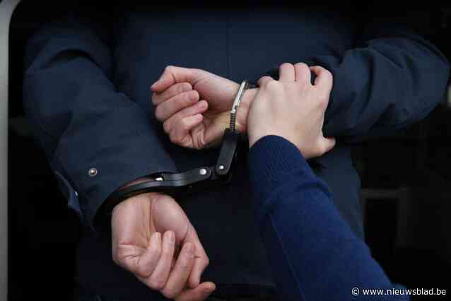 Man bekoopt rijden tijdens rijverbod met celstraf met uitstel: “Feiten kwamen aan het licht door werkzaamheden in politiehuis”