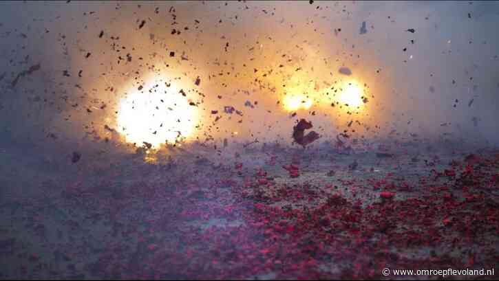 Flevoland - Nieuwsoverzicht 30/12 | Almeerders klagen minder over vuurwerk  • Oliebollenbrand in Zeewolde