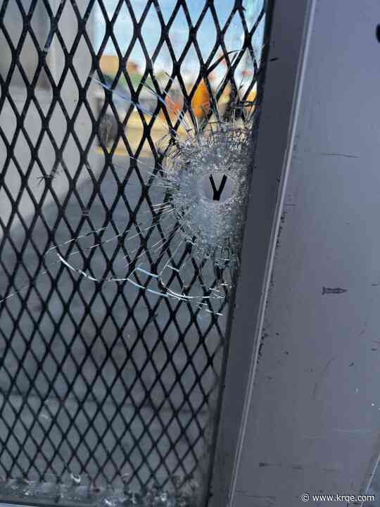 Liquor store security guard shot in leg trying to prevent theft in Albuquerque