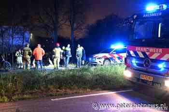 Hulpdiensten in actie voor te water geraakt persoon Aalsmeer