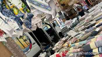 Gli Ambulanti di Forte dei Marmi a piazza Euganei