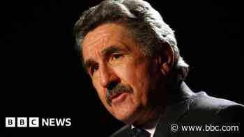 Knighthood for Welsh rugby great Gerald Davies