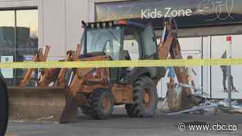 Excavator used to smash into North York bank, steal ATM: police