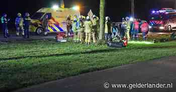 Achtervolging met dramatische gevolgen in Rekken: bestuurder overlijdt na frontale botsing