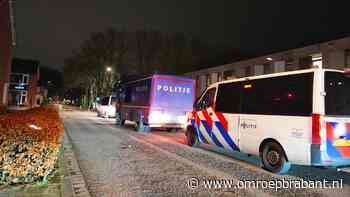 Eindejaarsblog: ME-bussen door Bredase wijk • vuurwerk in beslag genomen