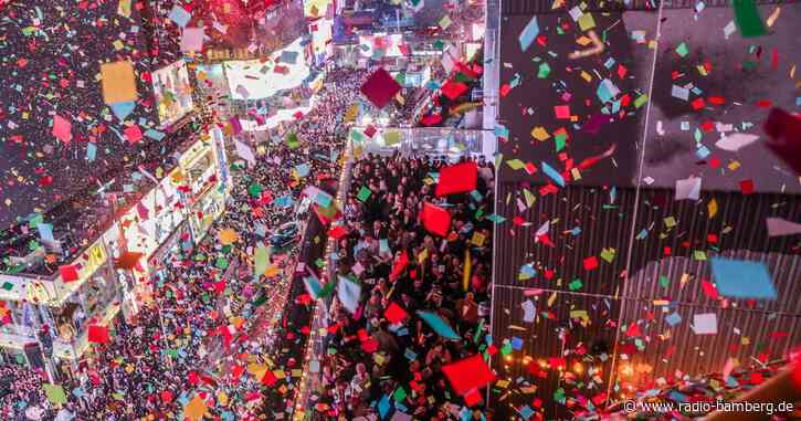 New York feiert Silvester mit Kult-Kristallkugel