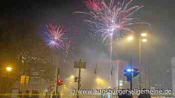 Es hat in Augsburg kräftig zum Jahreswechsel geknallt