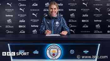 Man City sign defender Knaak