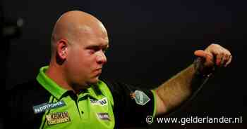 LIVE WK darts | Van Gerwen schiet uit de startblokken in halve finale, Dobey mist op beslissende momenten