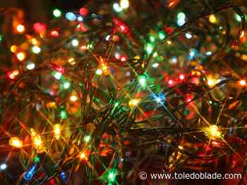 Recycler to collect old Christmas lights at bank branches