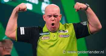 Michael van Gerwen wacht kraker tegen 17-jarige Luke Littler in droomfinale WK darts: ‘Mooi affiche toch?’
