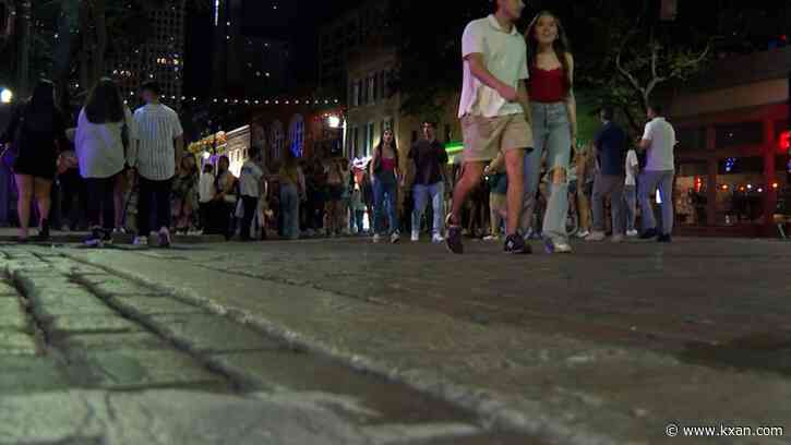 Austin Police Chief provides update on pilot program opening 6th Street to cars