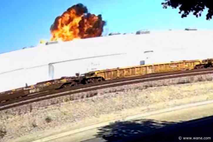 2 dead and 19 injured in Southern California plane crash