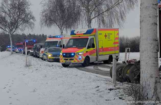 POL-STD: Drei Autoinsassen bei Unfall auf der Landesstraße 127 zwischen Kammerbusch und Apensen
