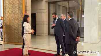 "War mir klar": Syriens Machthaber gibt Baerbock (zuerst) nicht die Hand