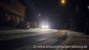 Glatteis: Mann nach Unfall auf A39 in Scheppau schwerverletzt