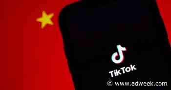 TikTok’s North American Ad Chief Steps Down as Ban Nears