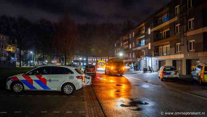 Man in psychose overlijdt na verzet tegen politie, onderzoek door recherche