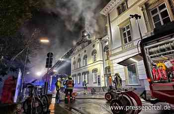 FW-NE: Dachstuhlbrand auf der Erftstraße | Keine Verletzten