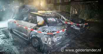 Meerdere autobranden in Arnhem-Zuid zorgen voor schok bij buurtbewoners: ‘Ik ben echt doodsbang’