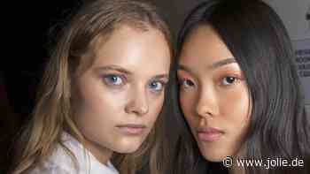 In Sekundenschnelle: Diese Augencreme mit Hyaluron hat einen Sofort-Effekt