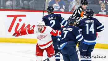 Jets' defencemen really feel the pain of 3rd consecutive loss after falling 4-2 to Detroit