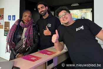 Inzamelactie voor vrouw die auto zag uitbranden heeft bijna 25.000 euro opgebracht: “Nu andere gedupeerden vinden”